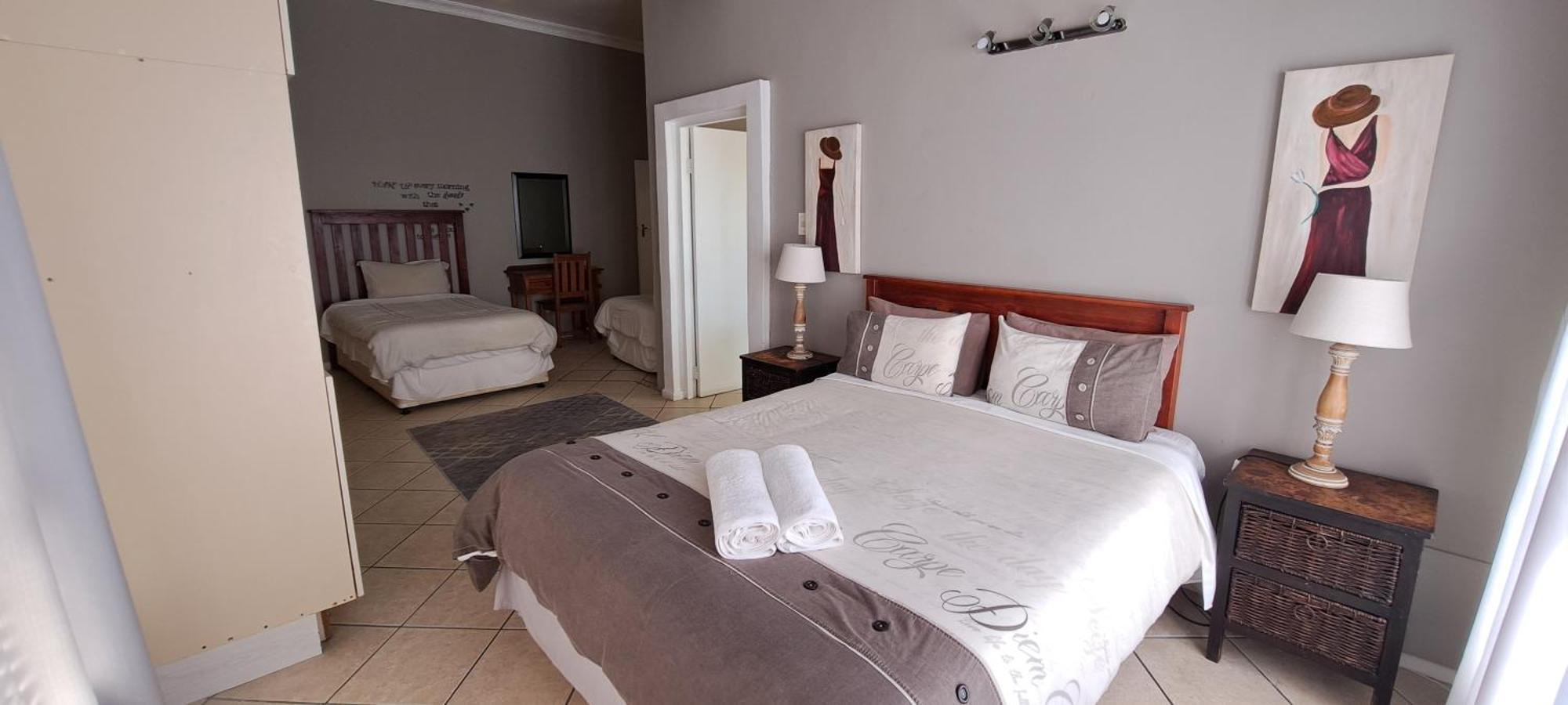 Raston Guest House Ламбертс-Бей Екстер'єр фото